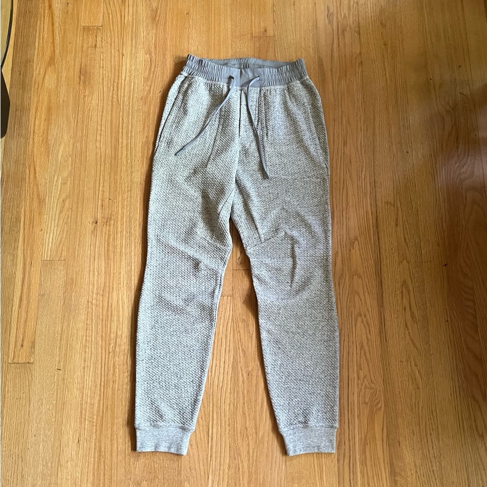 Lululemon At Ease Joggers Size Heathered Melody Light Grey